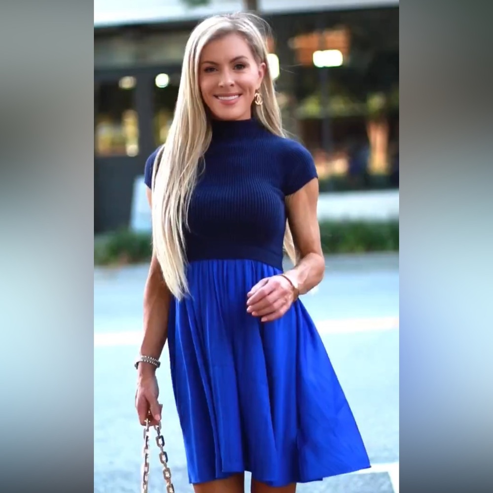 Elegant Blue Knit Dress